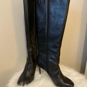 Gorgeous Ava & Aiden Leather Knee Boots